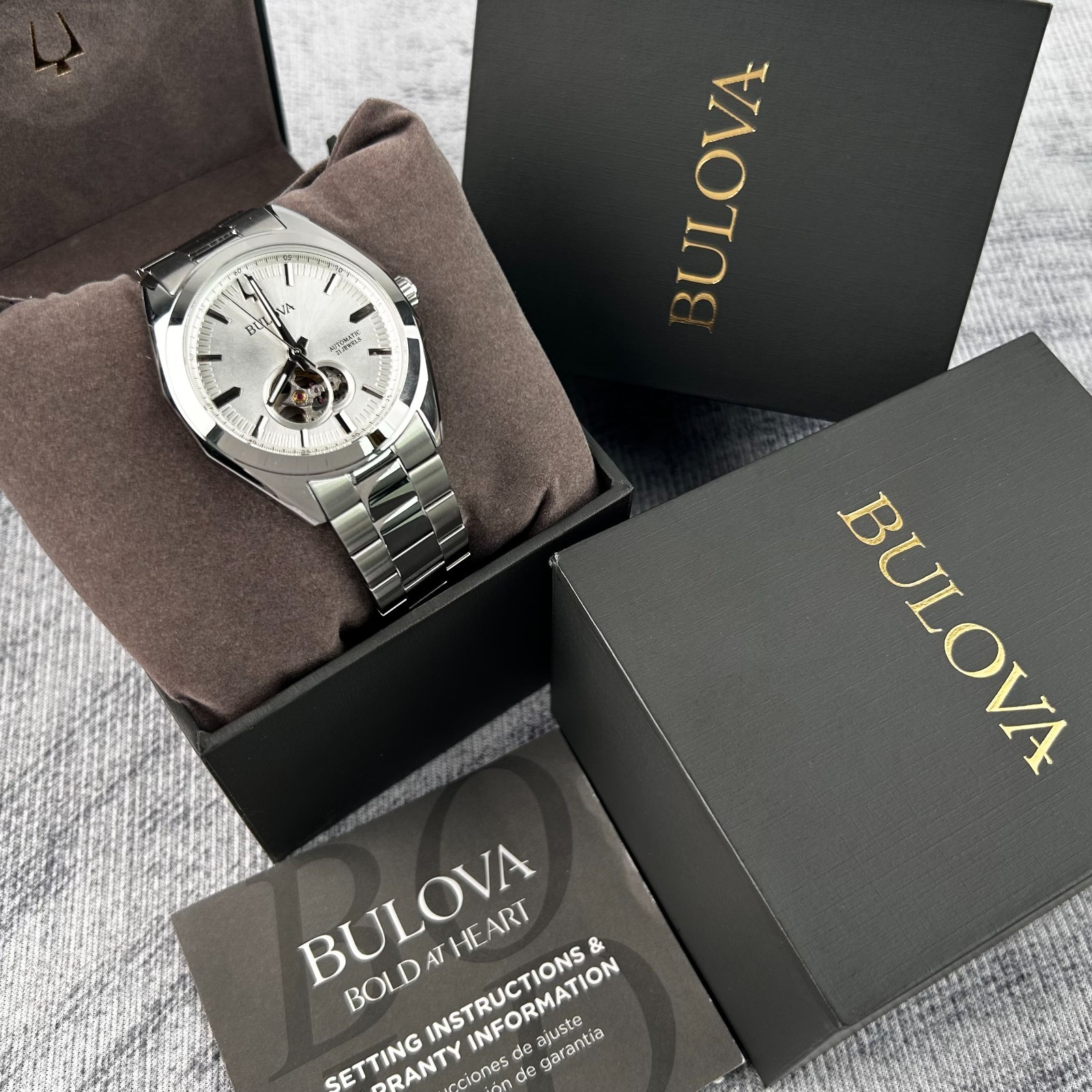 Bulova Surveyor 96A274 Men’s Classic silver Dial Automatic Watch 42mm