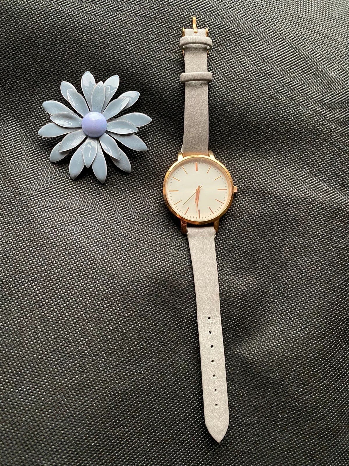 BNWoT Toast Blue / Grey Flower Brooch & Matching Ladies Watch