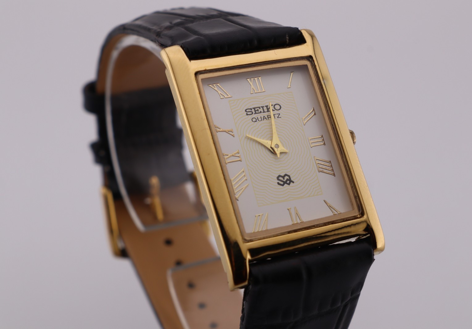 Vintage Seiko Slim Quartz Men’s Wrist Watch – Comes With New Battery, New Strap