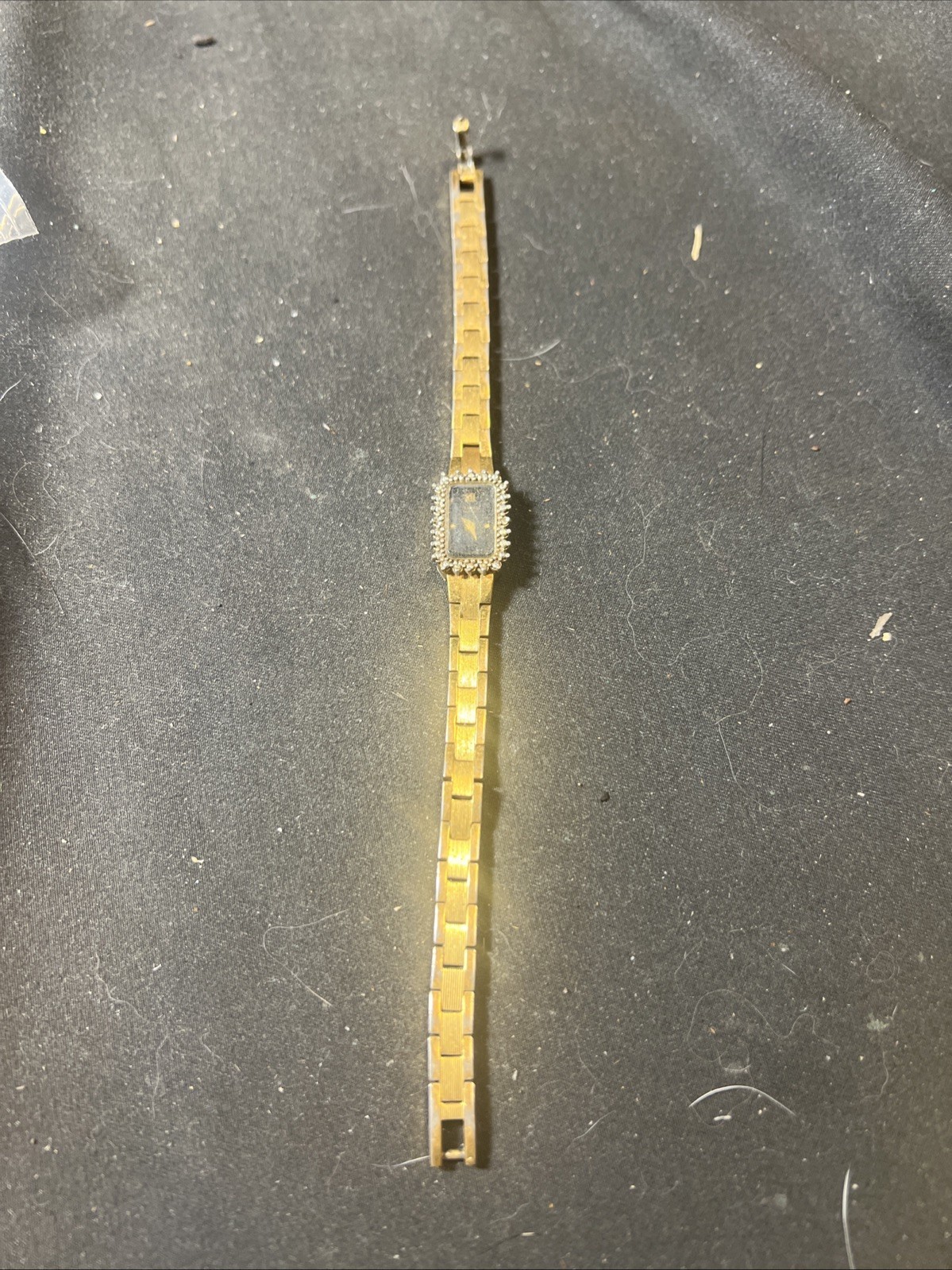 Pulsar Womens Watch 10mm Gold Crystal Bezel V220-L 334A NON WORKING FOR PARTS