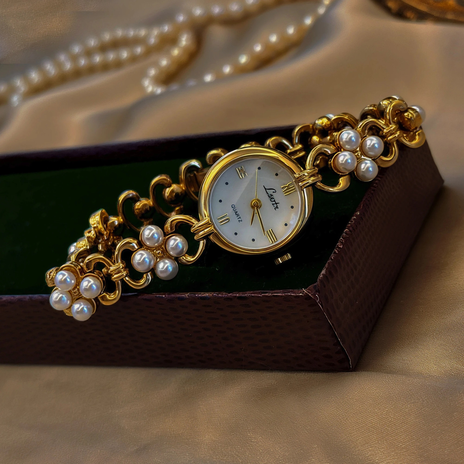 French Pearl Women’s Watch 22mm/0.87in 19cm/7.5in 3Bar Water Resistant Elegant