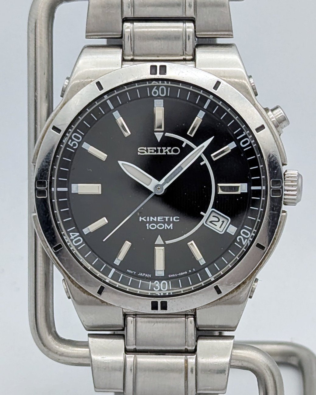 Seiko Kinetic 5M62 Black Dial 100M Exhibition Back | New Capacitor & Crystal