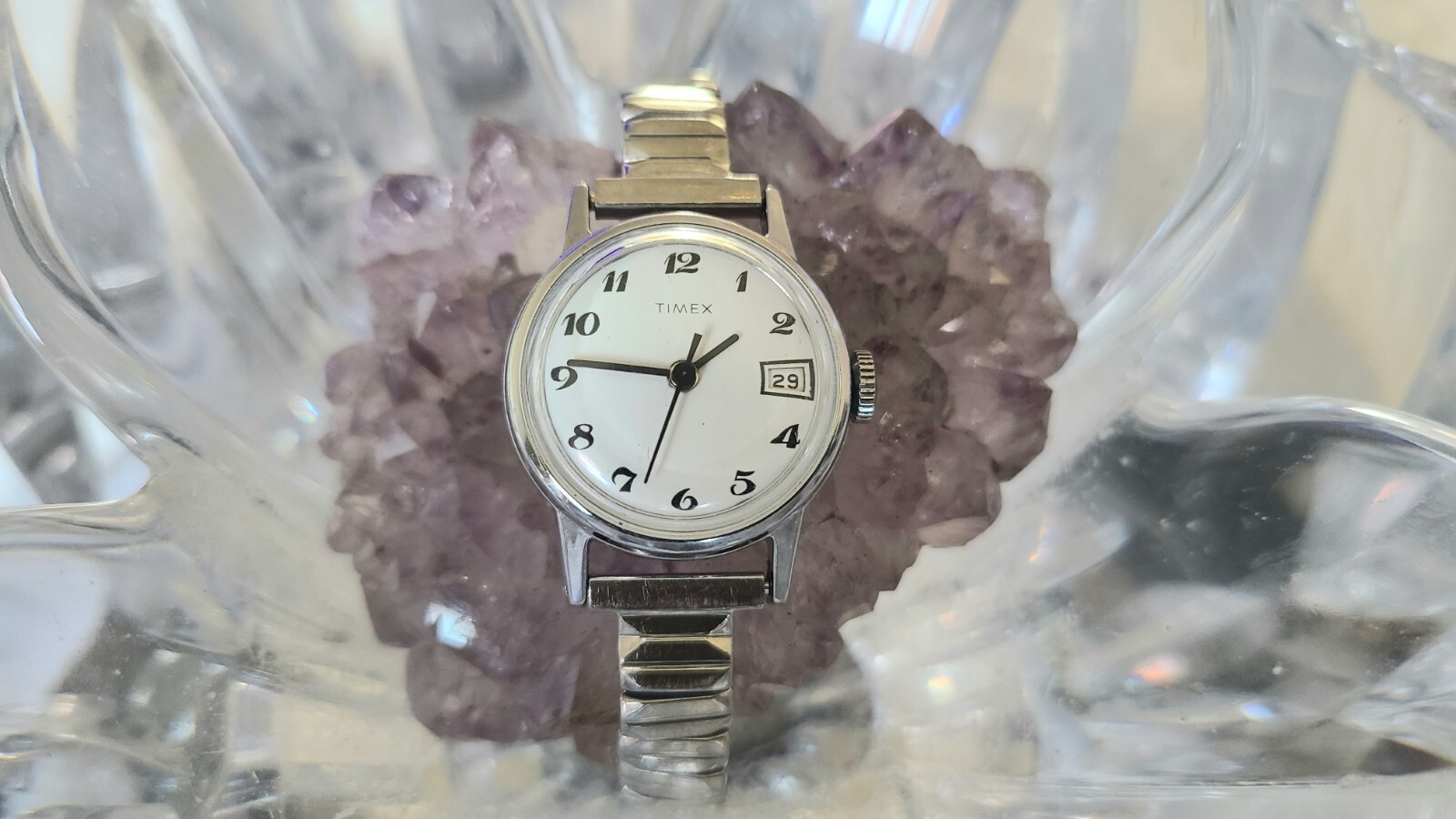 Vintage Timex Mechanical Wind Date Silver Tone Women’s Watch