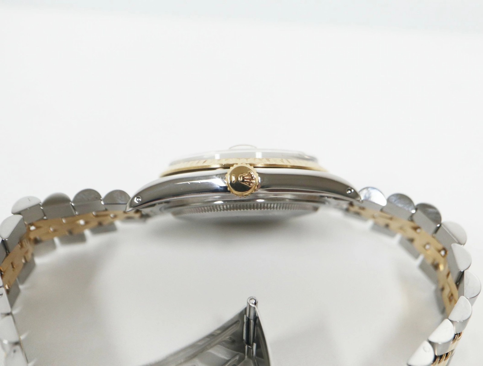 Rolex Datejust 16013 Two-Tone 18k/SS Champagne Dial Acrylic Crystal 8.7M Serial