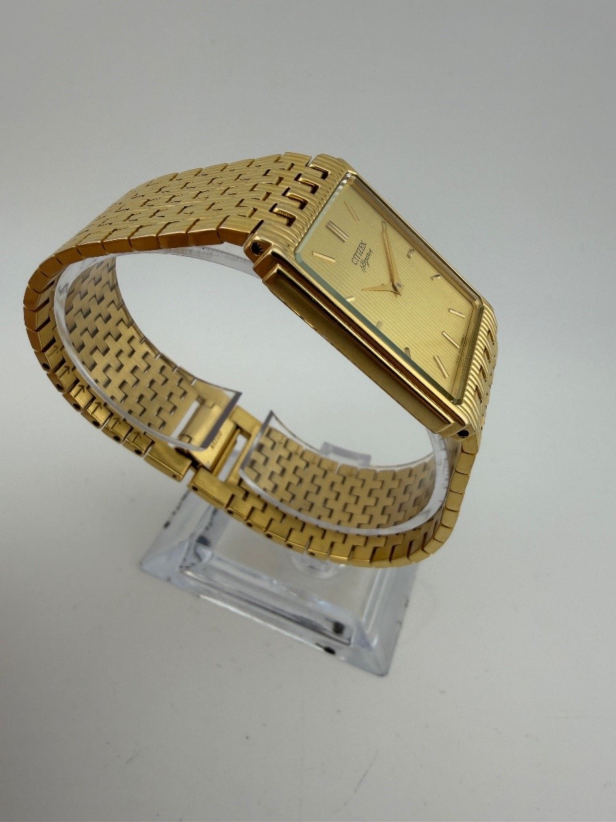 Citizen Elegance Gold Tank Rectangular Quartz Wristwatch 26mm Integrated 4620