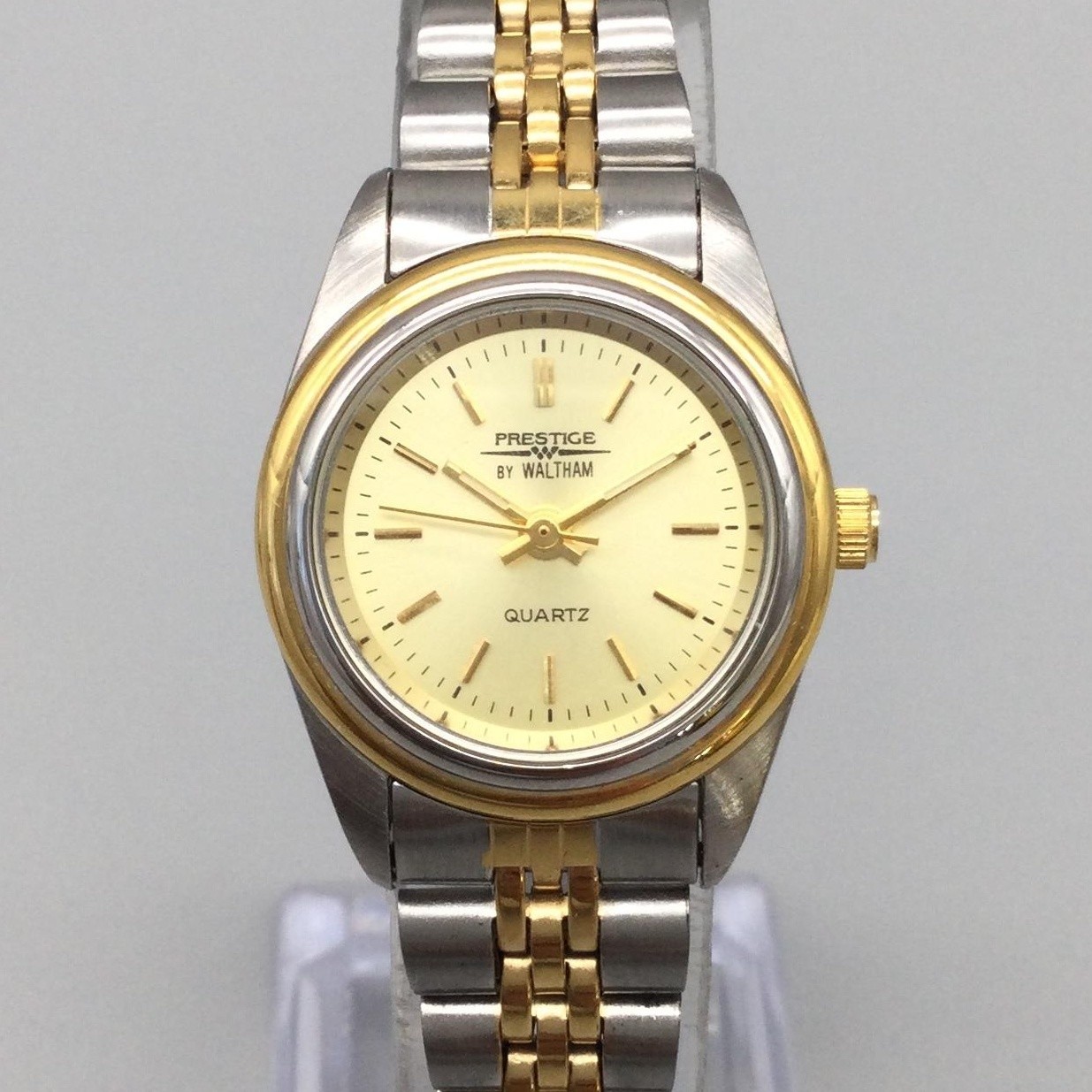 Waltham Prestige Womens Watch 24mm Silver Gold Tone Bracelet New Battery 7″