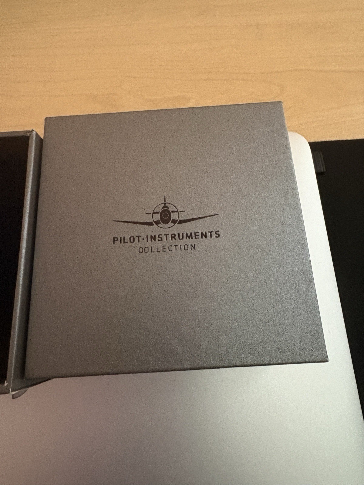 Pilot-Instruments Collection RB3001 Quartz Chronograph 30m Black/Green 50mm Box