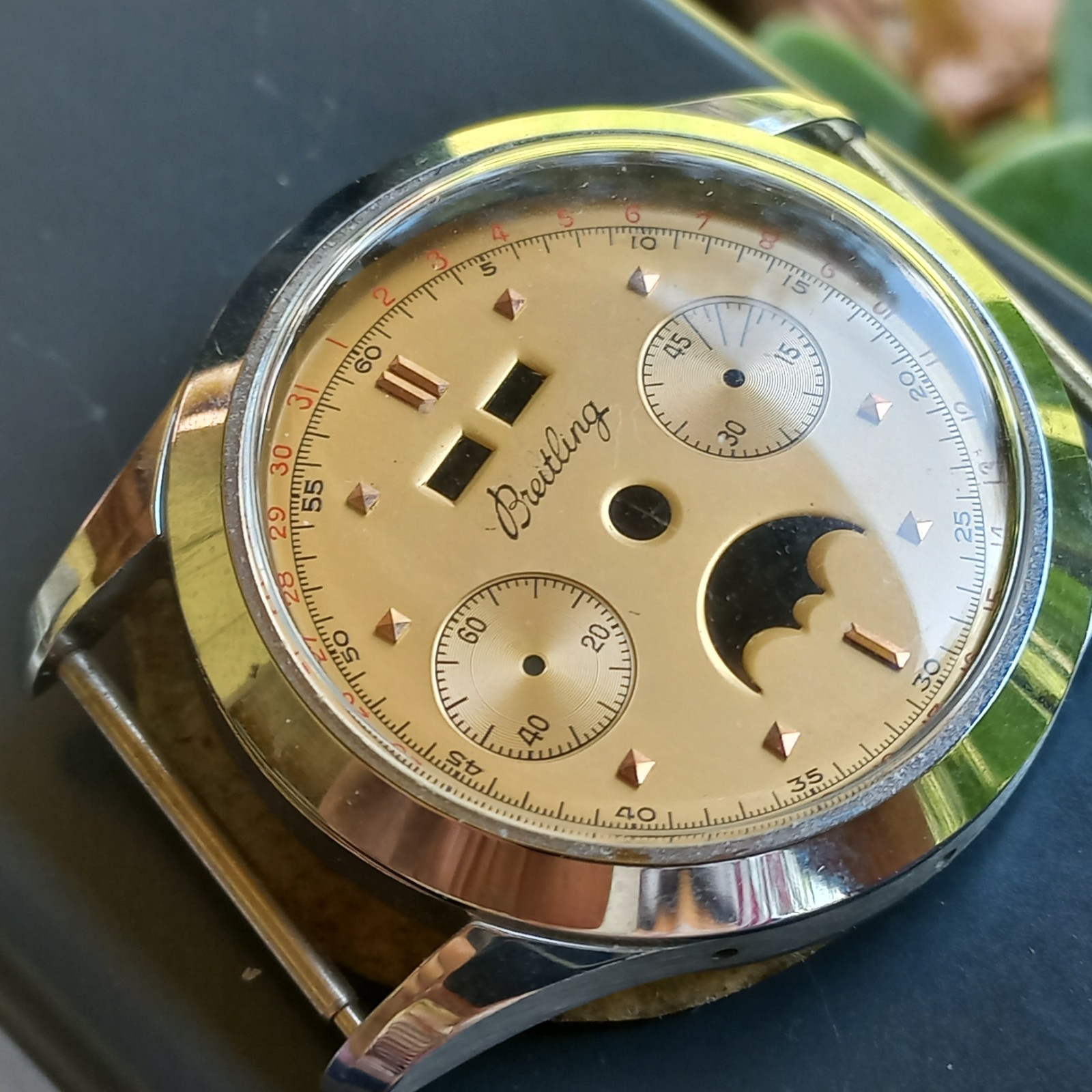 NOS VINTAGE BREITLING TRIPLE DATE MOONPHASE CHRONOGRAPH WATCH CASE DIAL 1950..