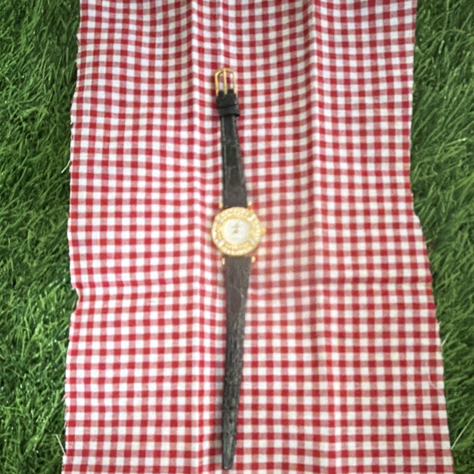 Gloria Vanderbilt Quartz Gold Tone Crystal Bezel Watch Black Leather