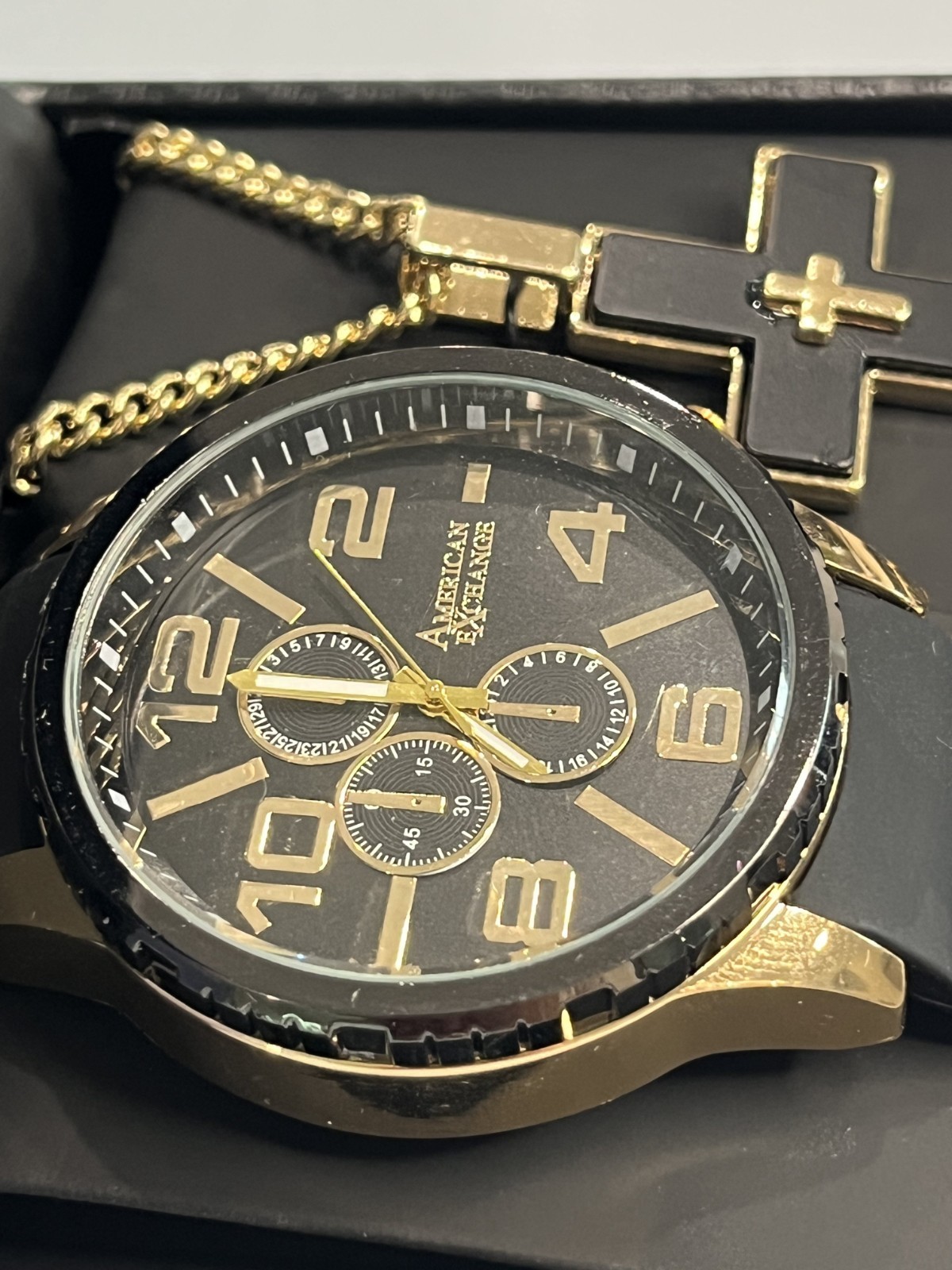 American Exchange Black Dial Chrono Men’s Wristwatch & Cross Necklace set NIB