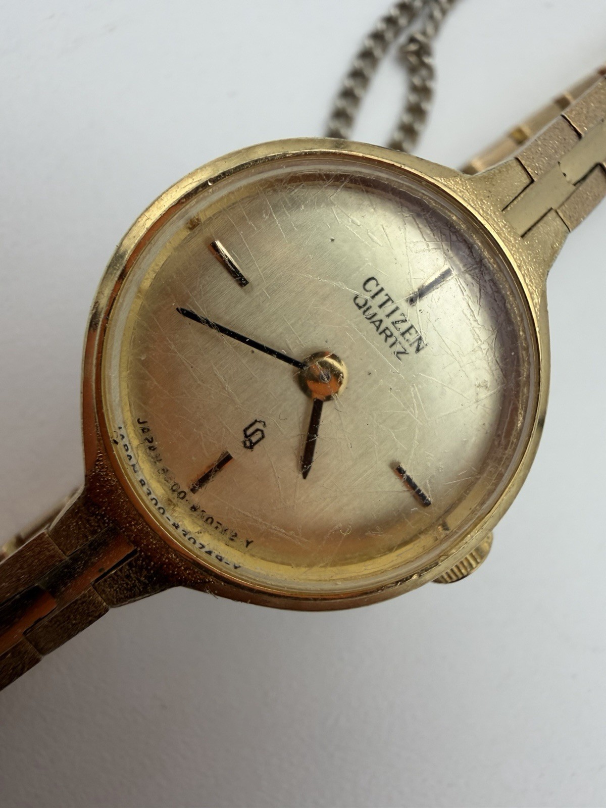 Citizen CQ Tank Watch Women 15mm Cream Dial Gold Tone Round Vintage Need Battery
