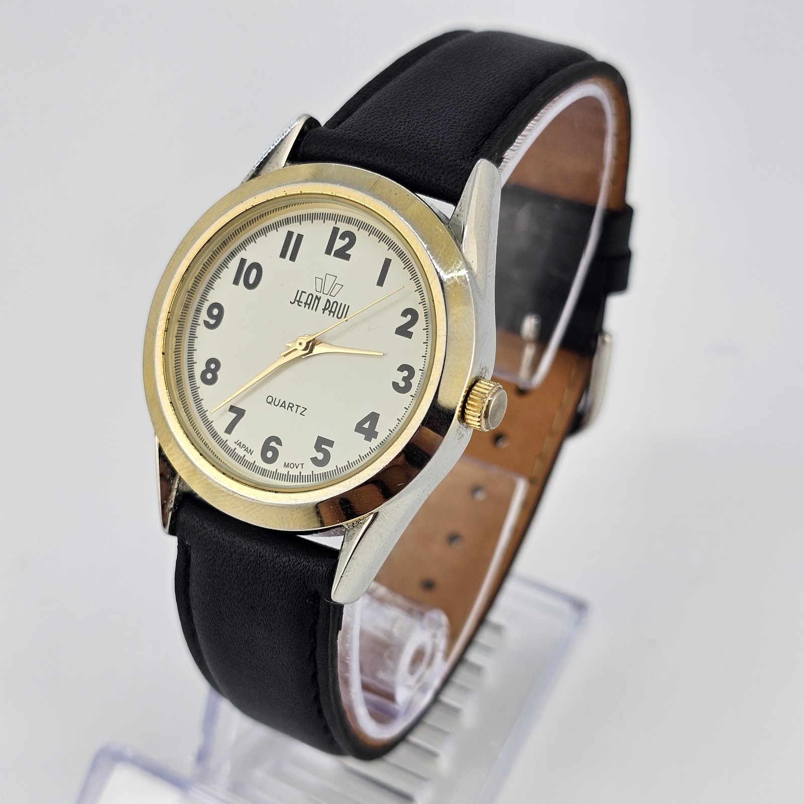 34MM Women Watch Mineral Crystal Cream Dial NEW Black Leather Bands NEW Battery