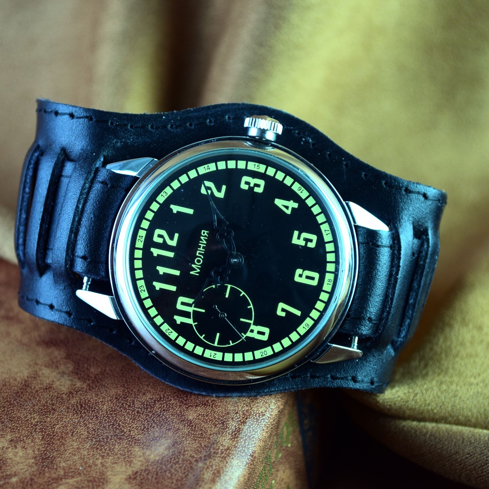 Soviet Men’s Wriswatch Marriage Aviator Vintage Watch Military Style Serviced
