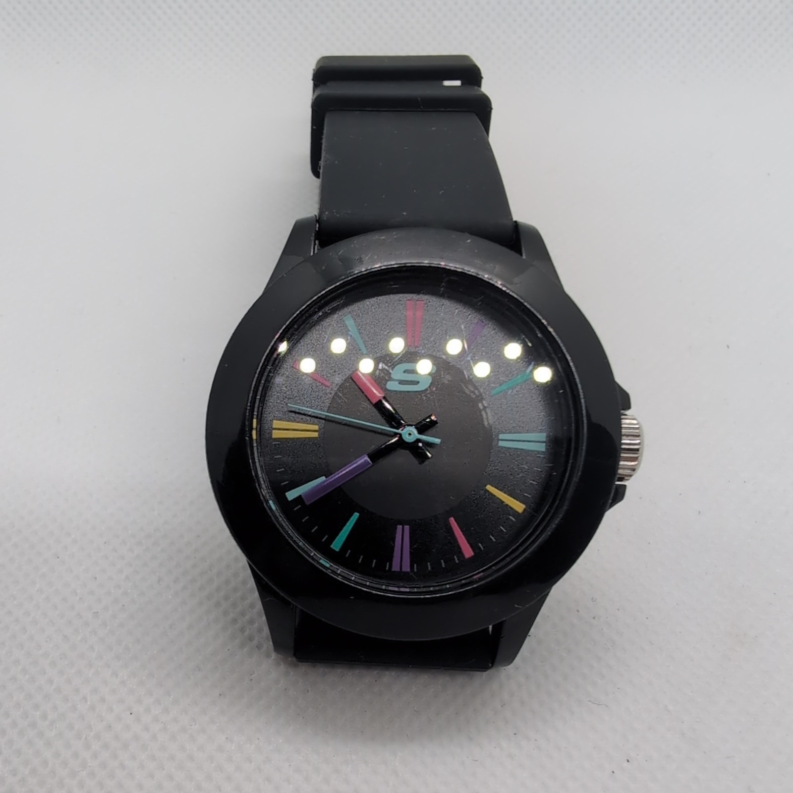Skechers Women’s Rosencrans Mid Quartz Plastic and Silicone Casual Watch