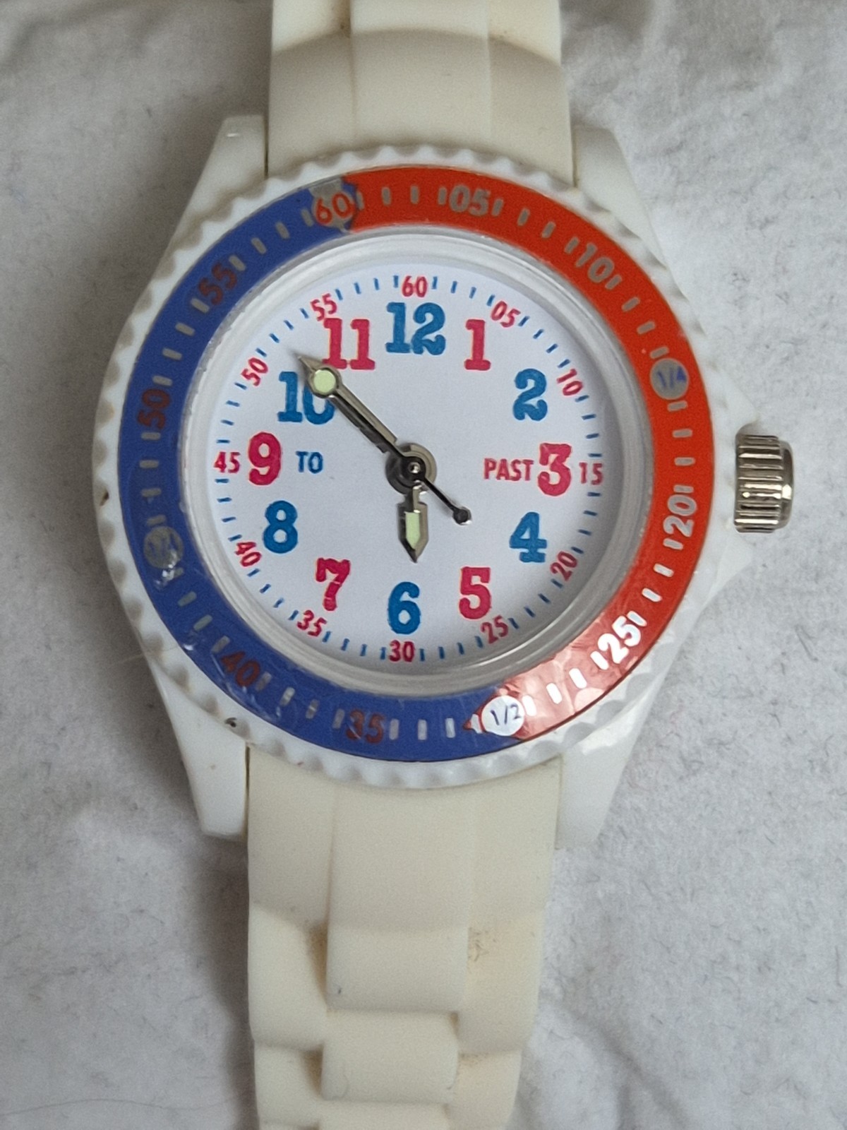 CITRON Kids White Plastic Watch Silicone Strap White Dial needs new battery