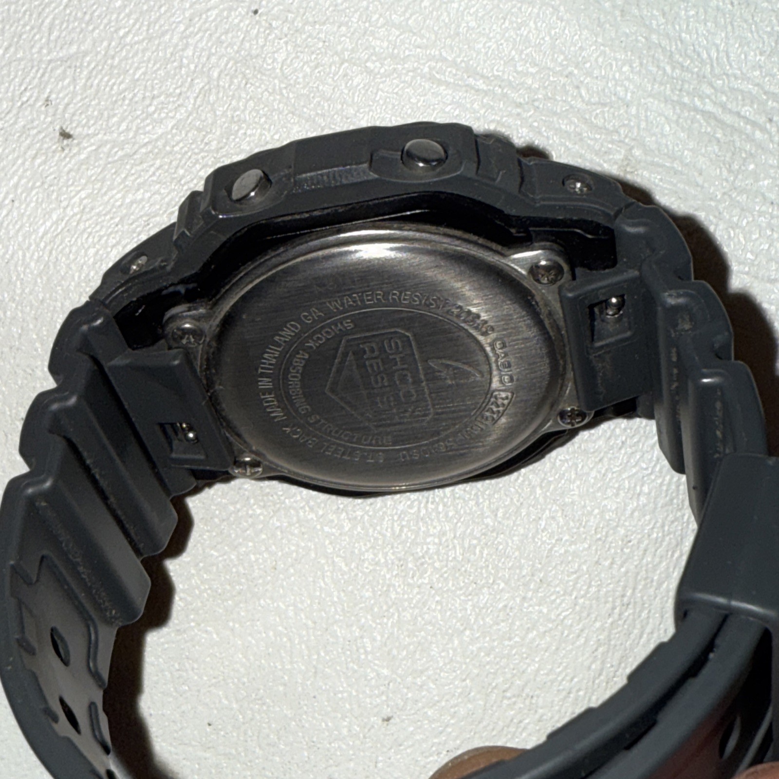 CASIO G-SHOCK DW-5610SU QUARTZ DIGITAL WATCH ALARM CHRONO WR 200M NEW BATTERY