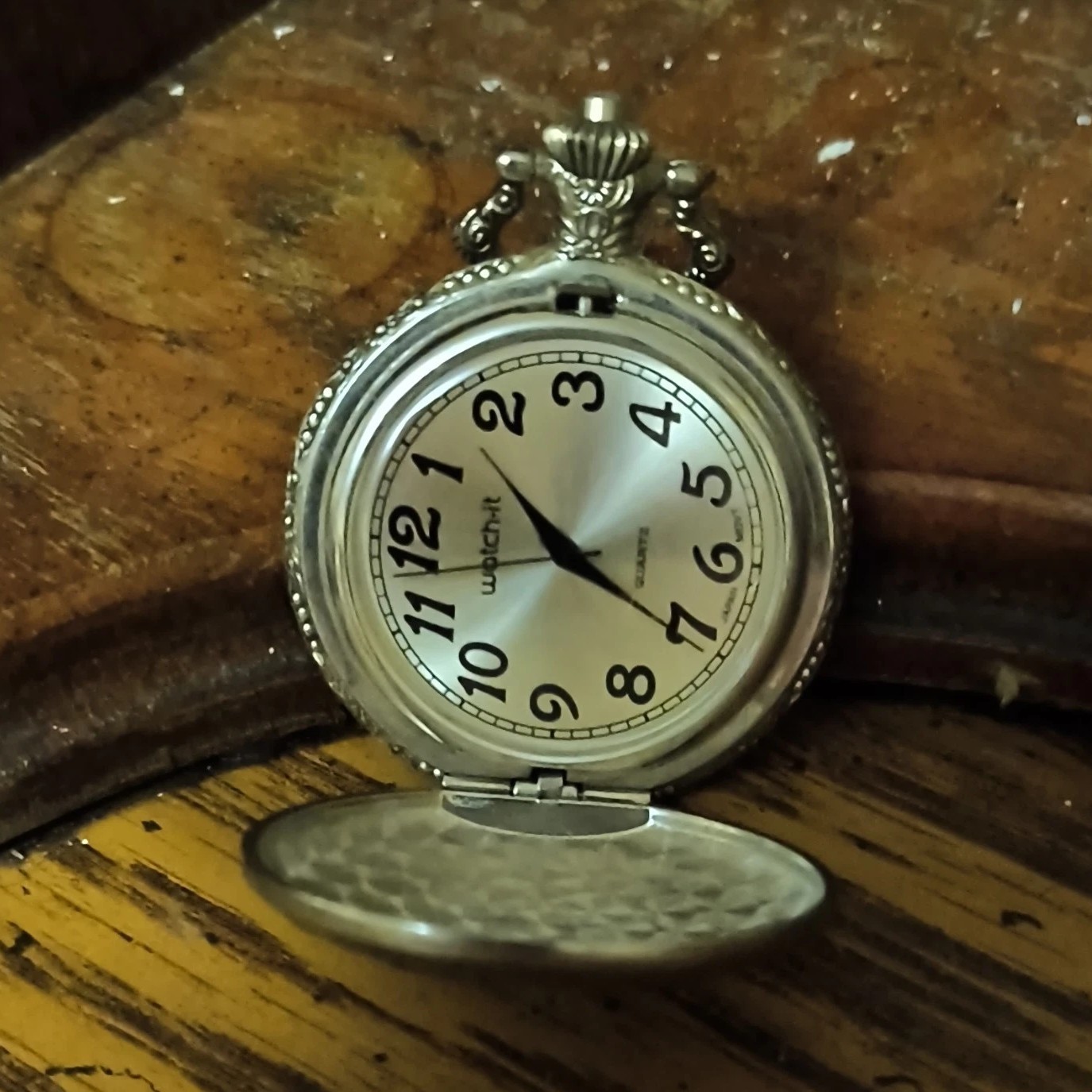 watch-it Silver Full Hunter Quartz Metal Pocket Watch Truck Motif Unisex Adults
