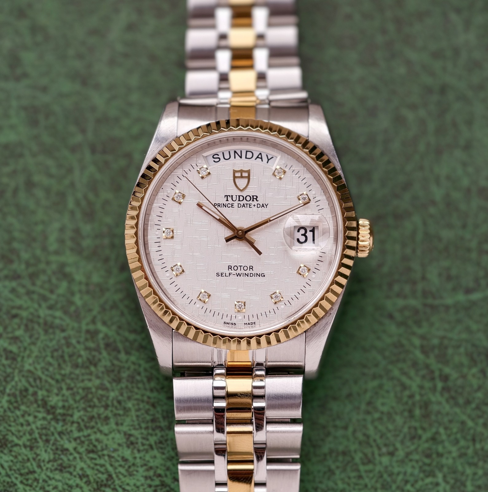 Tudor Sliver 10-Diam Linen Dial 76213 Prince Date Men’s Watch Automatic 36mm