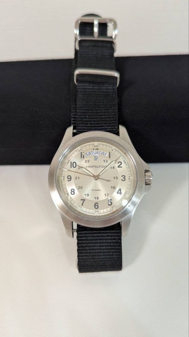 Hamilton Khaki Field Day-Date Quartz Watch H644510 39.3mm Champagne Gold Dial