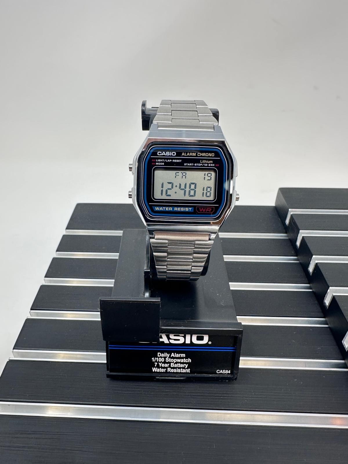 Casio Men’s A158WA-1 Vintage Digital Classic Retro Watch E1(D302T)
