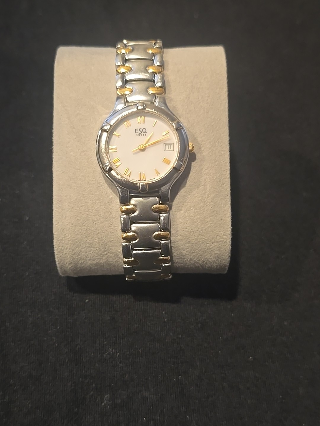 ESQ Swiss Quartz Watch26 mm 2-Tone Bracelet New Battery Installed 5.5″ Band
