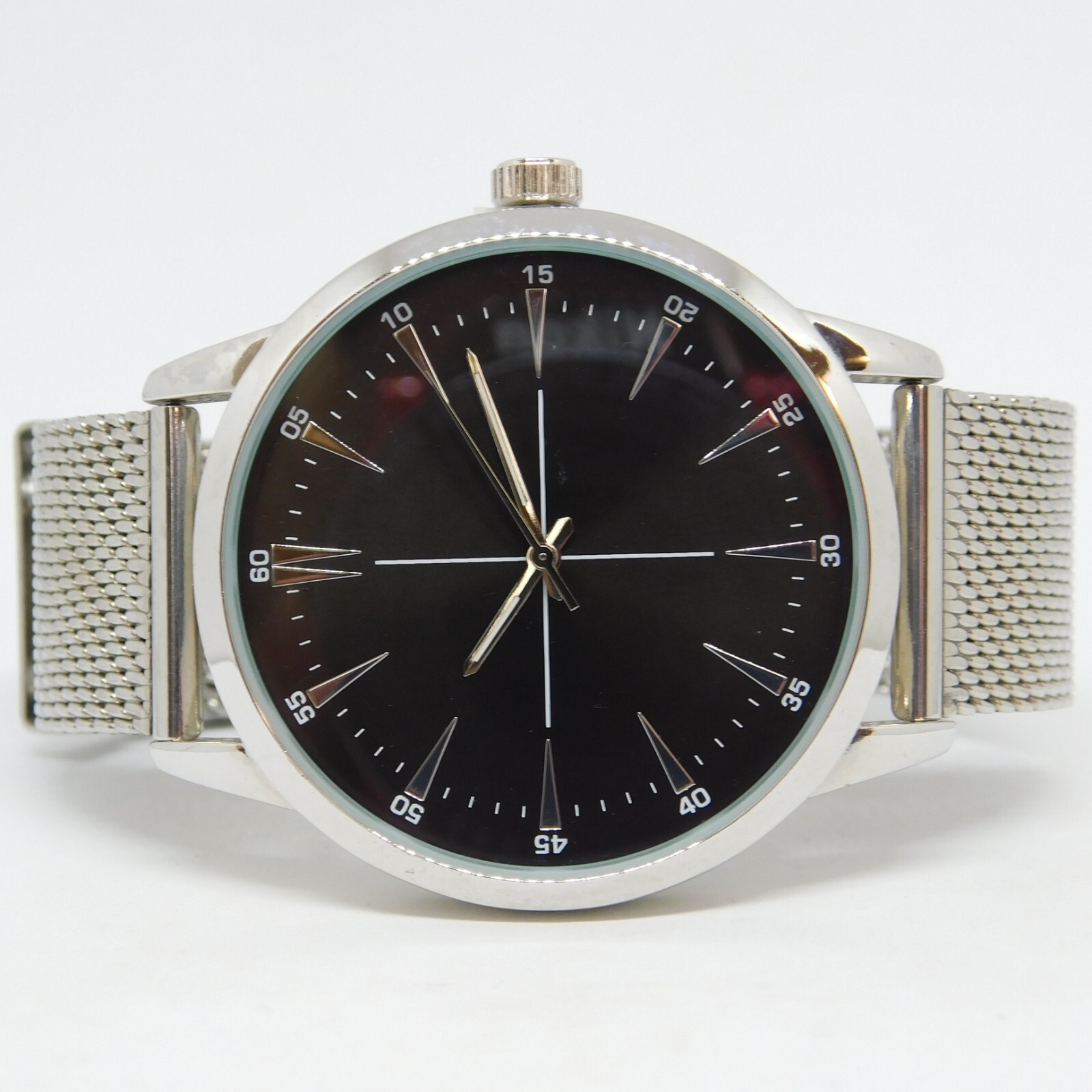I-N-C 100059681WA Silver Tone Mesh Band Quartz Analog Men’s Watch New Battery