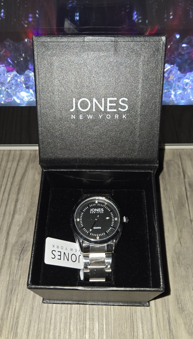 Jones New York Women’s Quartz Analog Watch Black Dial Silver Bracelet w/ Box