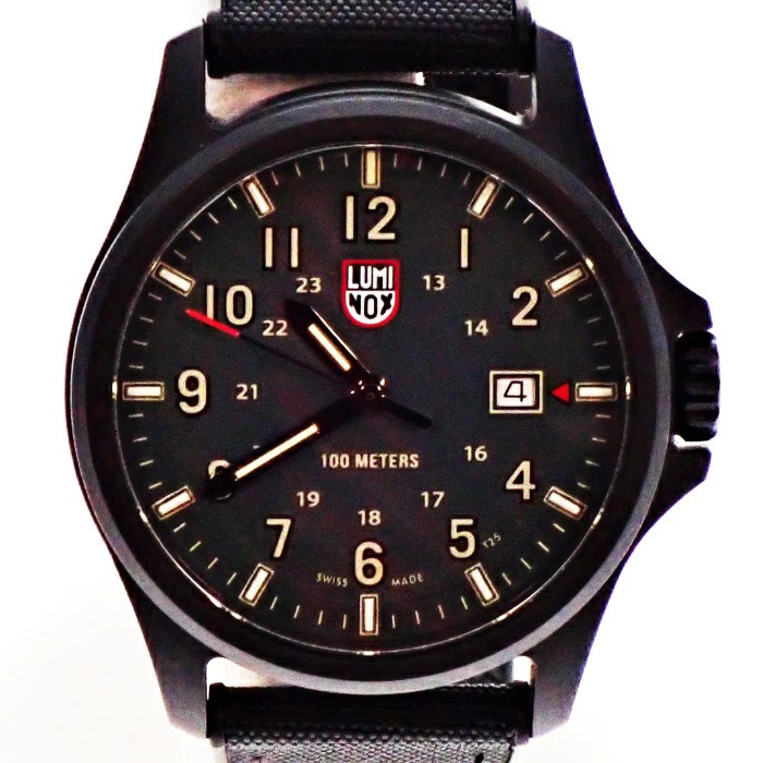 Luminox Atacama Field 1960 Series Ref.1977 Quartz Men’s Khaki Green Watch