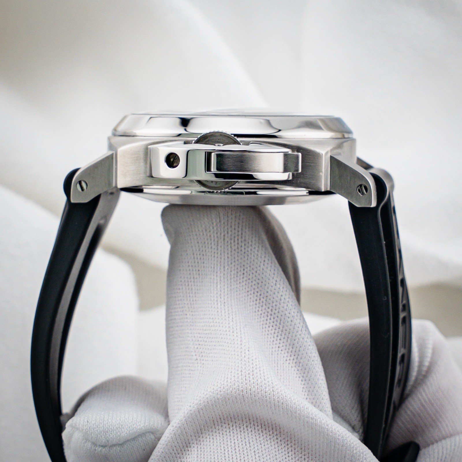 Panerai Luminor White Dial *Serviced* Under 1-year Warranty From Watchmaker 40mm