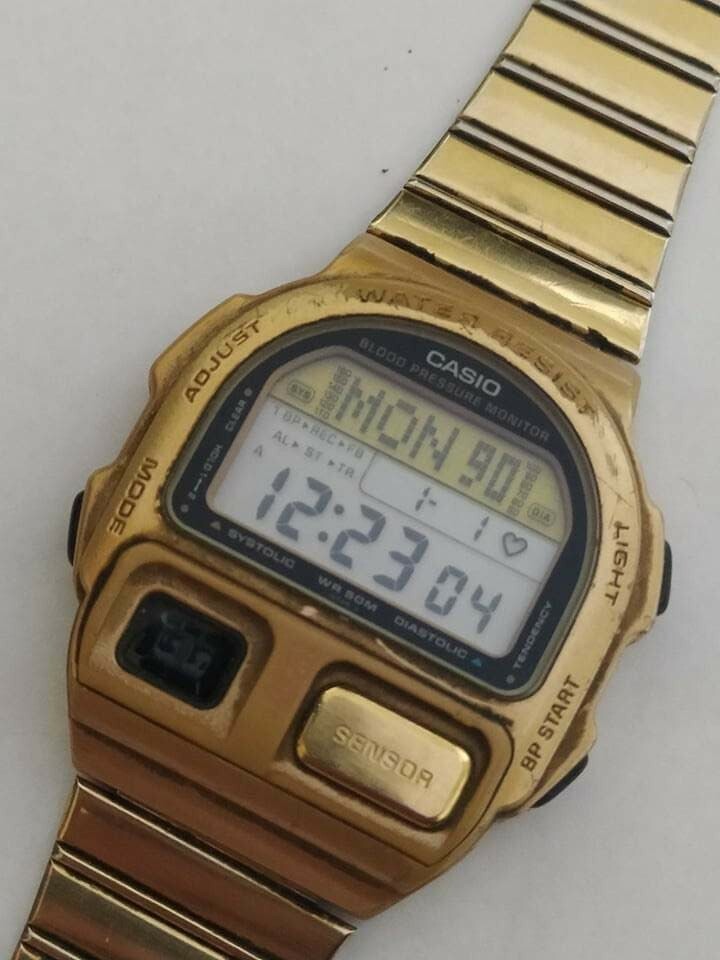 VINTAGE CASIO BP-100 Blood Pressure watch.vintage casio digital Working