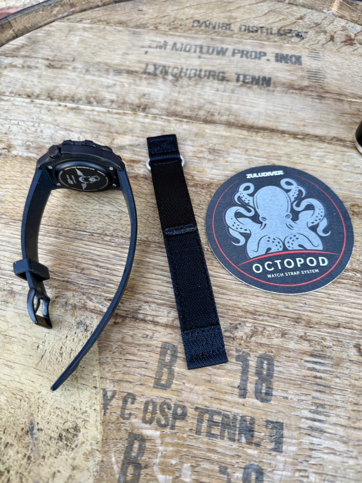 Isobrite Squadron MilSpec Zuludiver Auto Stealth Forged Carbon ISO1100 T100 45MM