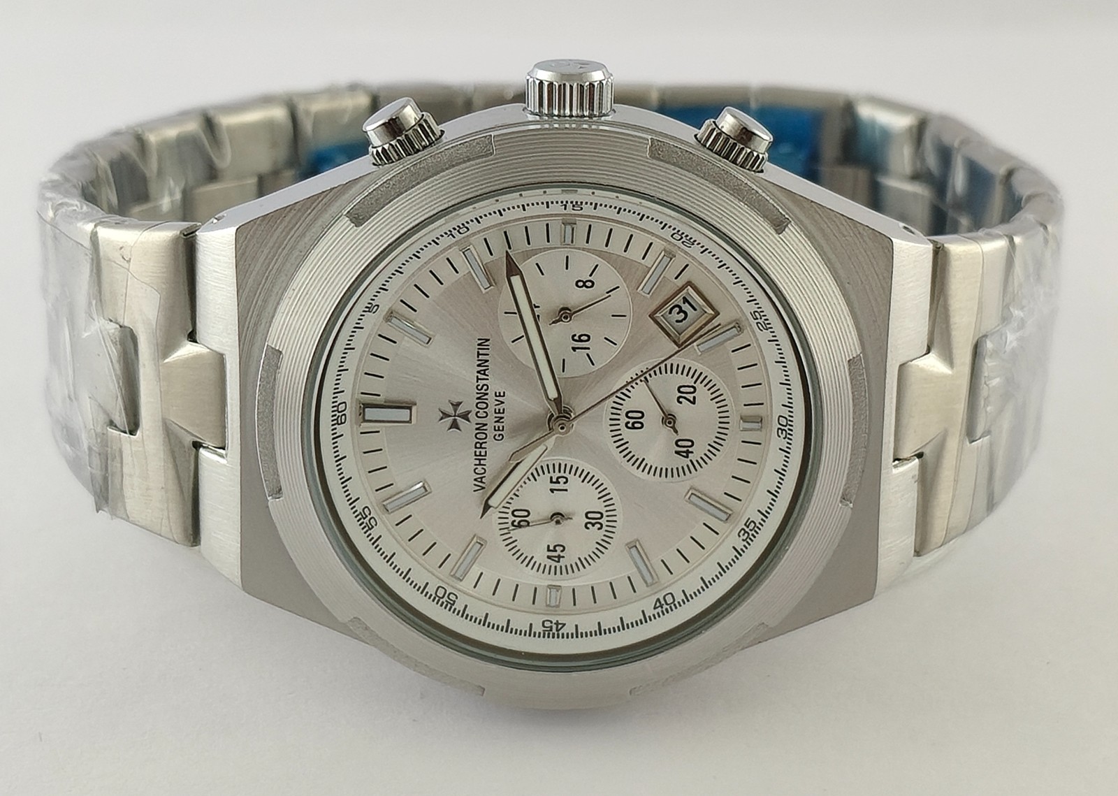 Pre-owned Chronograph Silver Dial “Date” Men Watch Steel Band “Stay Punctual”