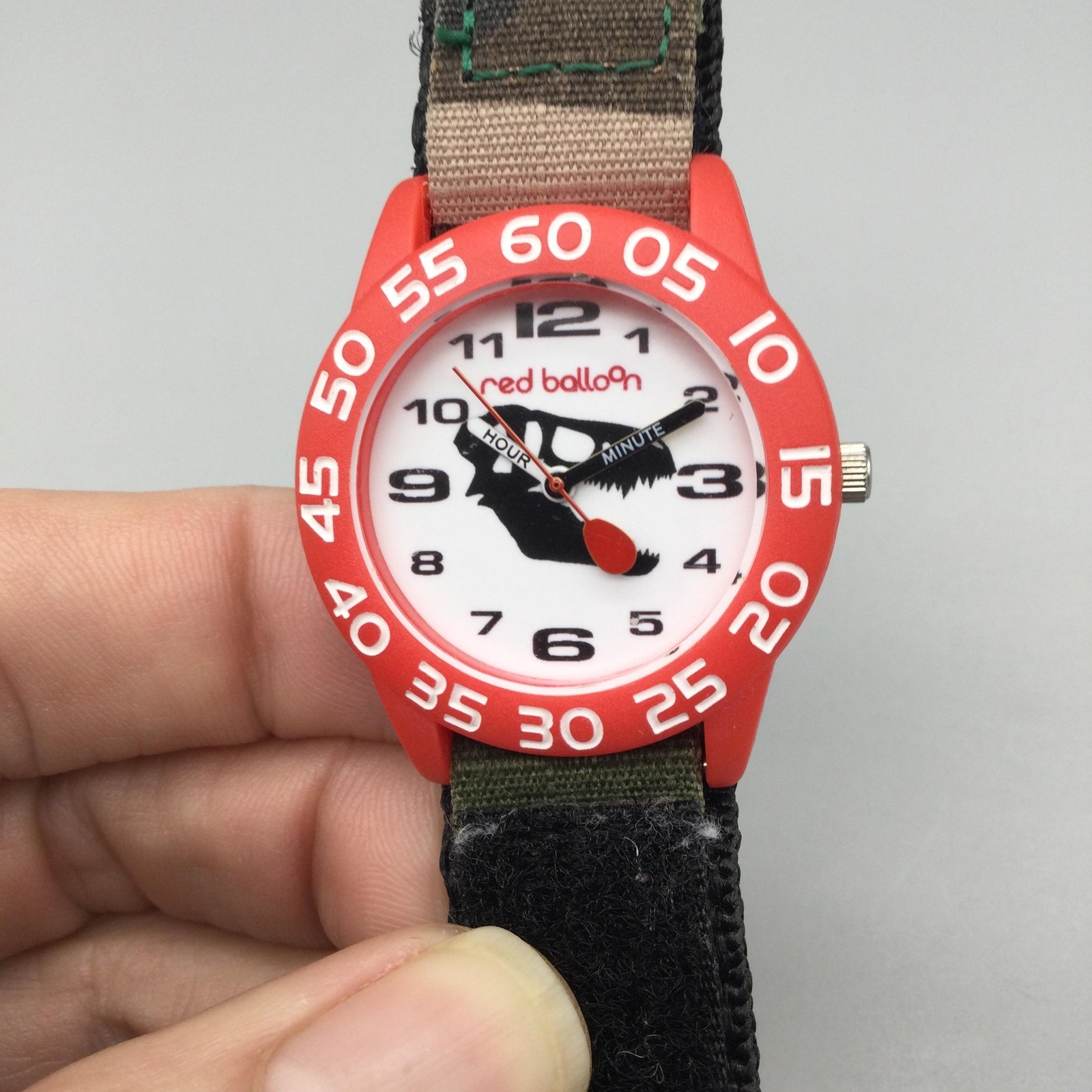 RedBalloon Kids Watch 32mm Red Bezel Camo Time Teller Dino Sport New Battery