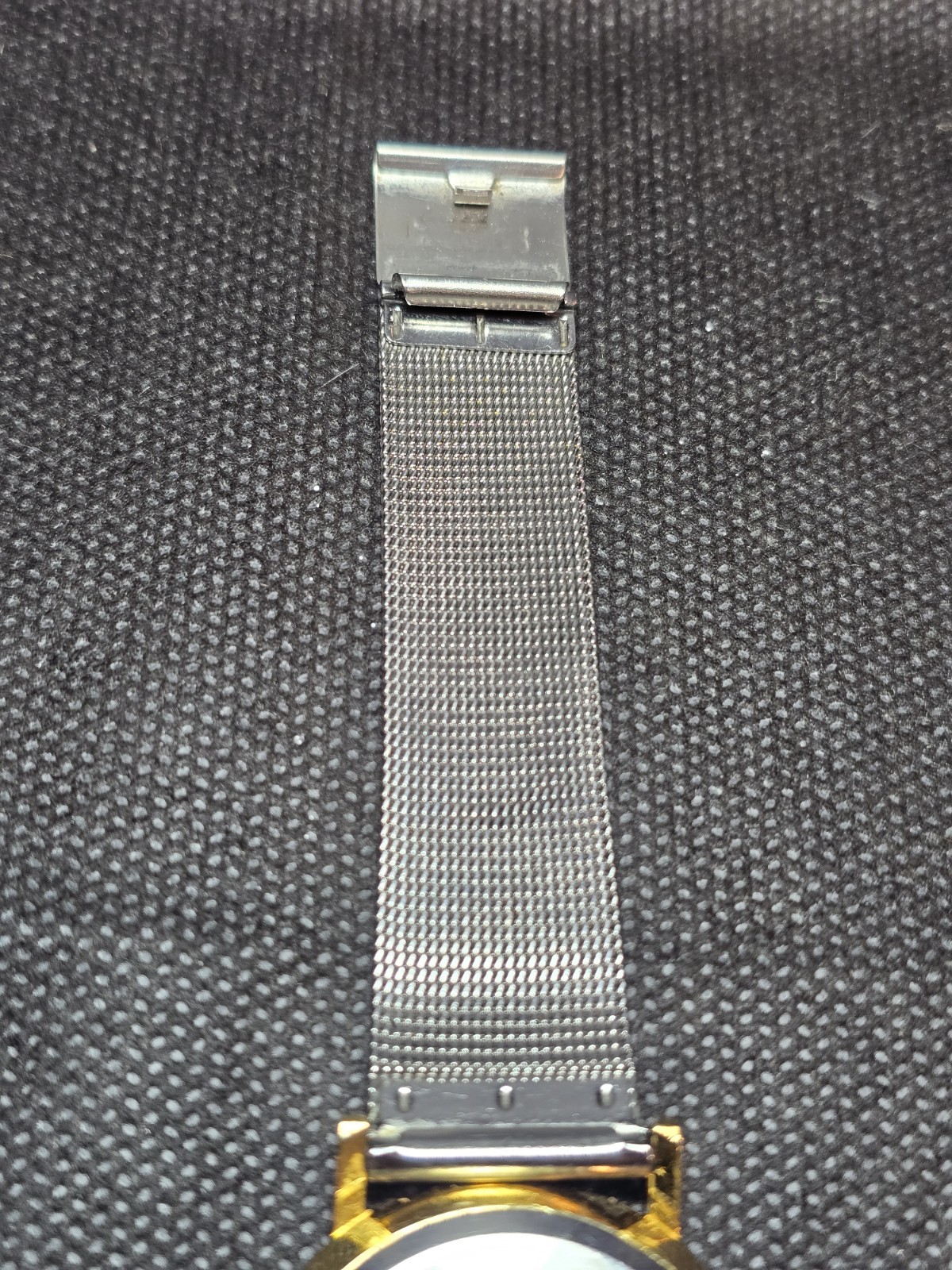 Vintage Skagen Denmark Quartz Two Tone Gold Silver Watch Date-Time Mesh 36mm