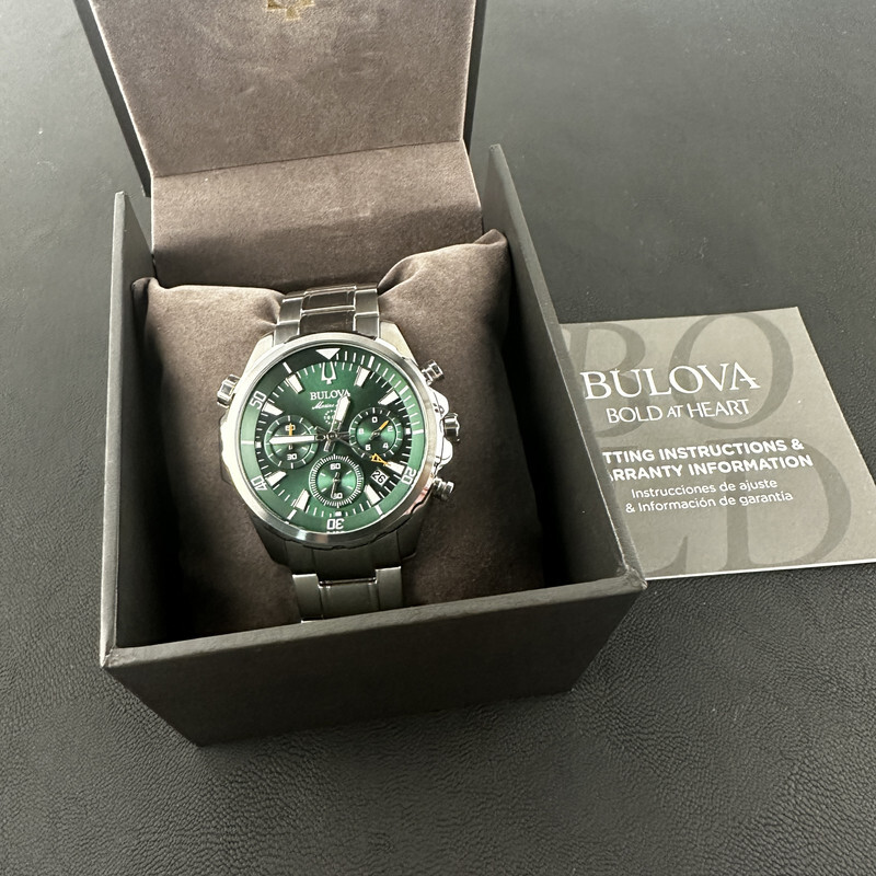 Bulova Marine Star/96B396 Chronograph green Dial 6S20/Swiss Quartz Watch 43MM