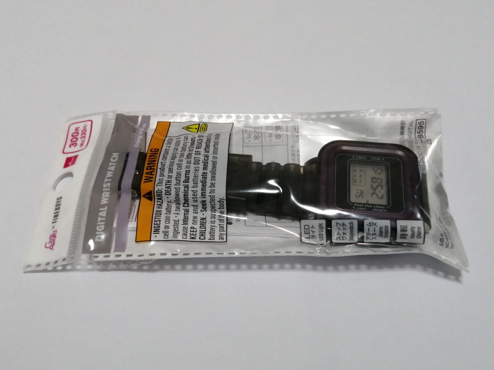 DAISO Digital Quartz Wrist Watch Black Purple Unisex New Japan
