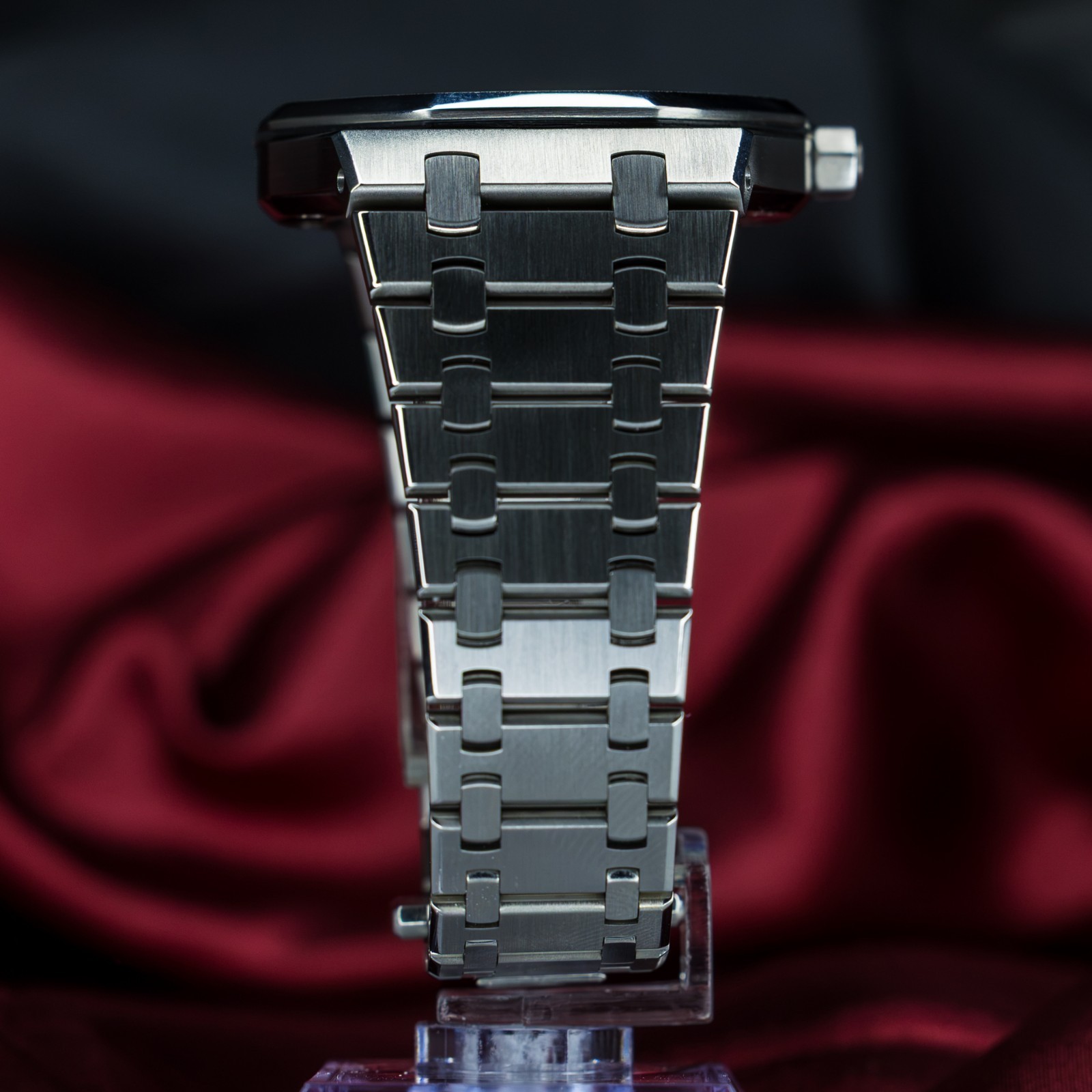 Audemars Piguet Royal Oak “Jumbo” 15202ST.OO.1240ST.01 | Full Set 39mm