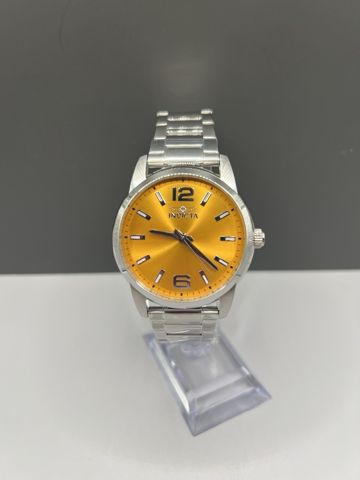 NIB Invicta Celestial 48493 Men’s Watch 43mm Steel Yellow Dial – RARE DIAL