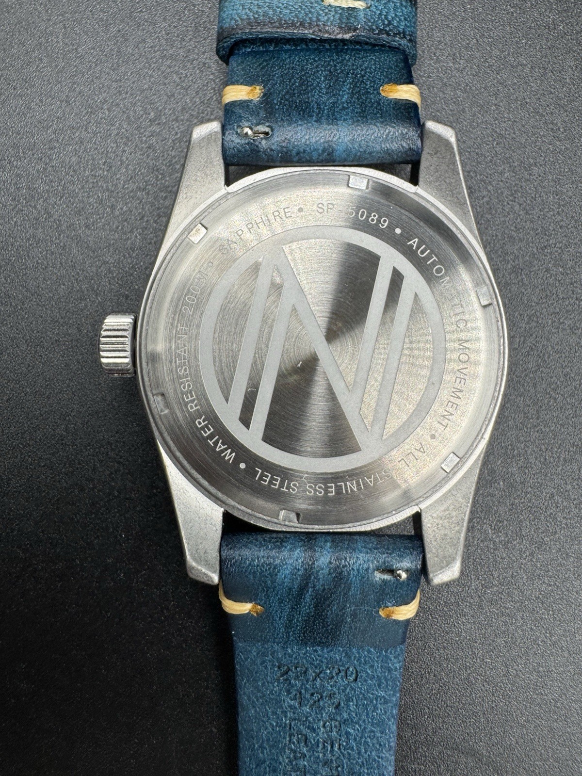 Spinnaker Wreck Auto Diver Oxidized Blue Leather Strap 44mm Watch Near Mint Cond