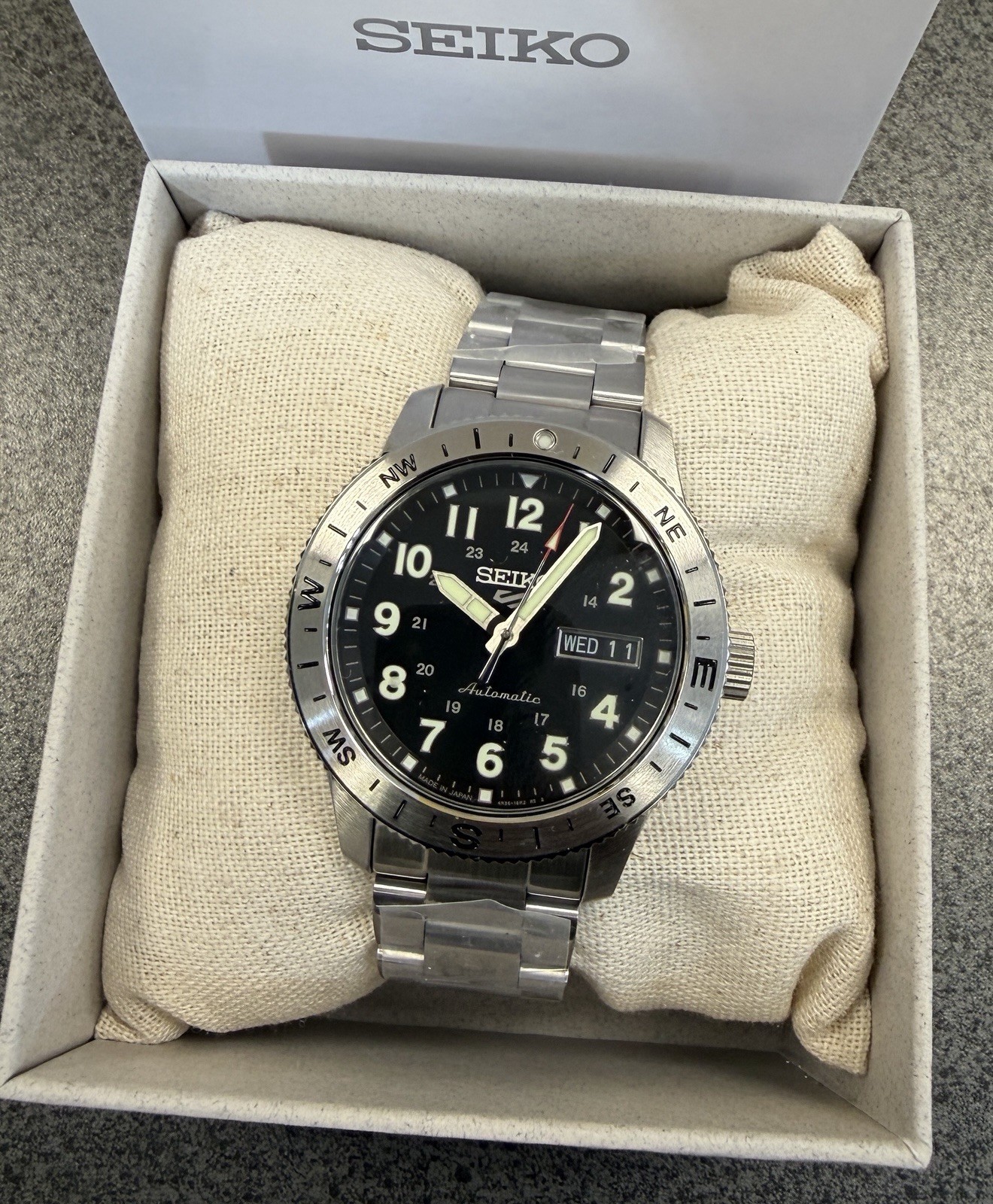 Seiko 5 Sports Automatic Black Dial Steel Men’s Field Watch HDB006 Made In Japan