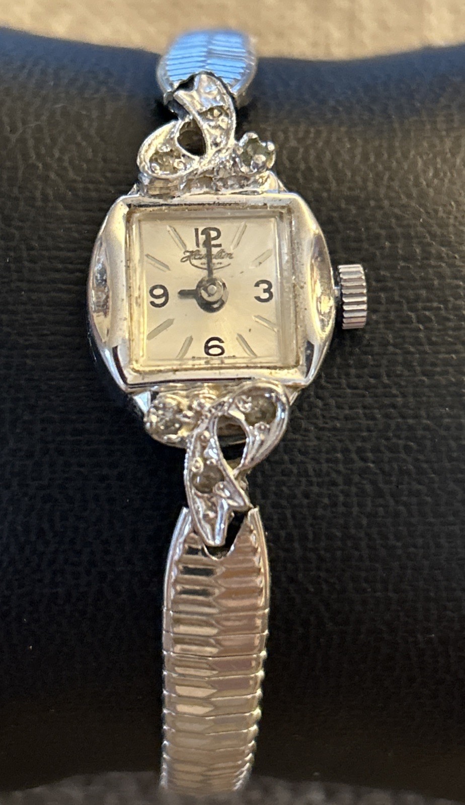 Vintage Ladies Hamilton Watch 21 Jewels Oval Dial Square Cushion Case 6 Gems