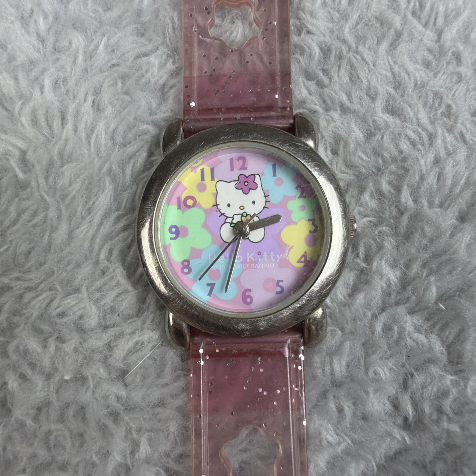Sanrio Hello Kitty Watch CUTE Japan Movement Gummy BAND WRIST BRAND NEW BATTERY