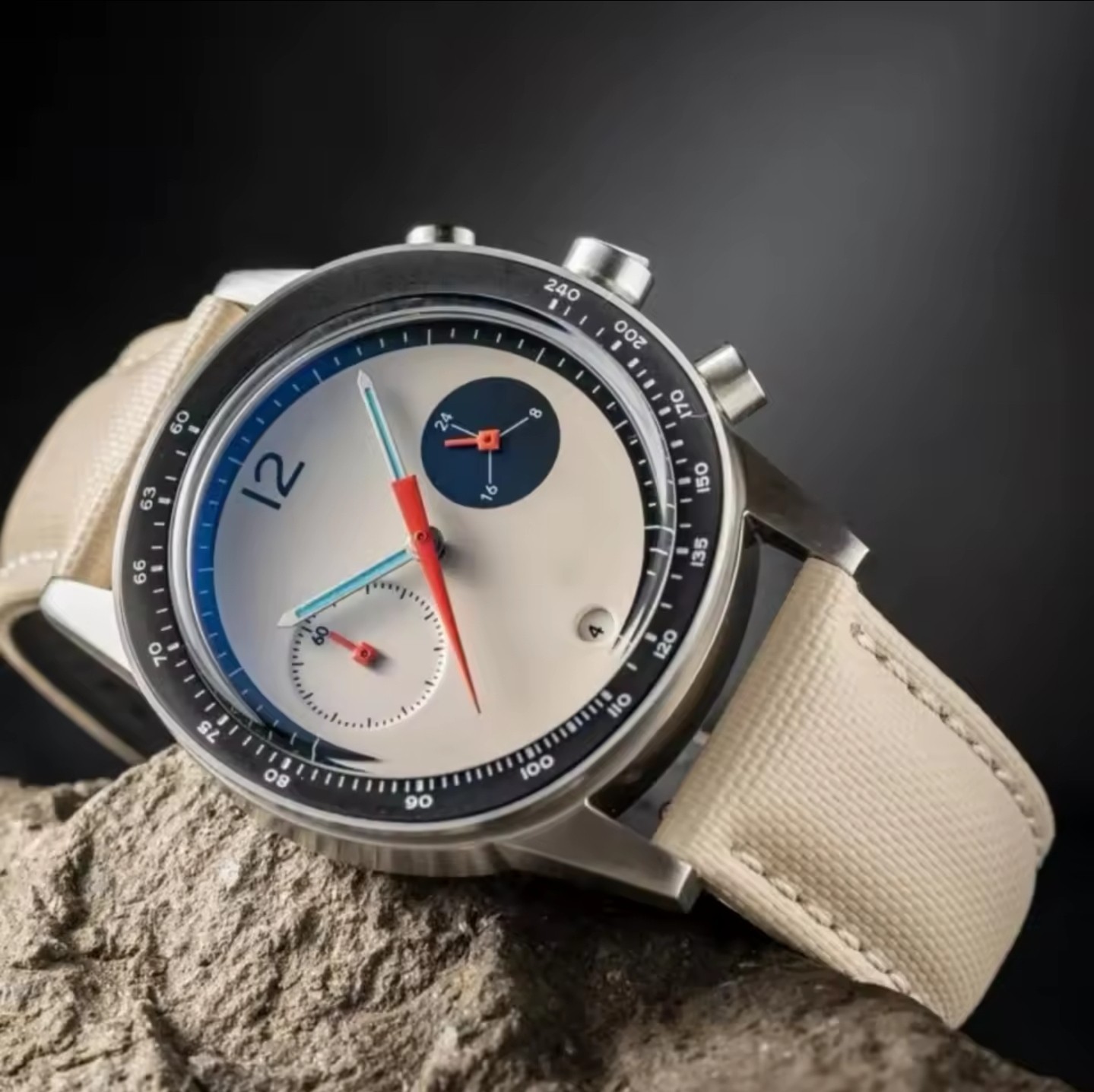 Men’s Quartz Chronograph Watch Waterproof, Silicone, Colors Hands