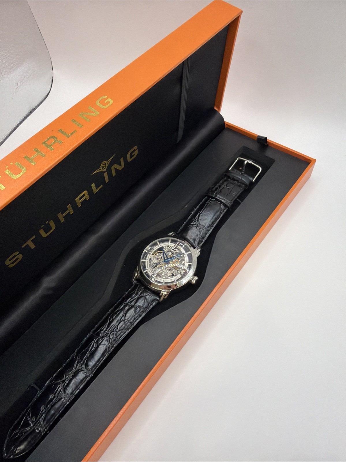 STUHRLING 47MM AUTOMATIC