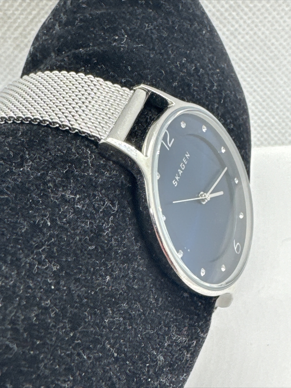 Skagen Anita SKW2307 Womens Silver Stainless Steel Mesh Analog Dial Watch AEA308