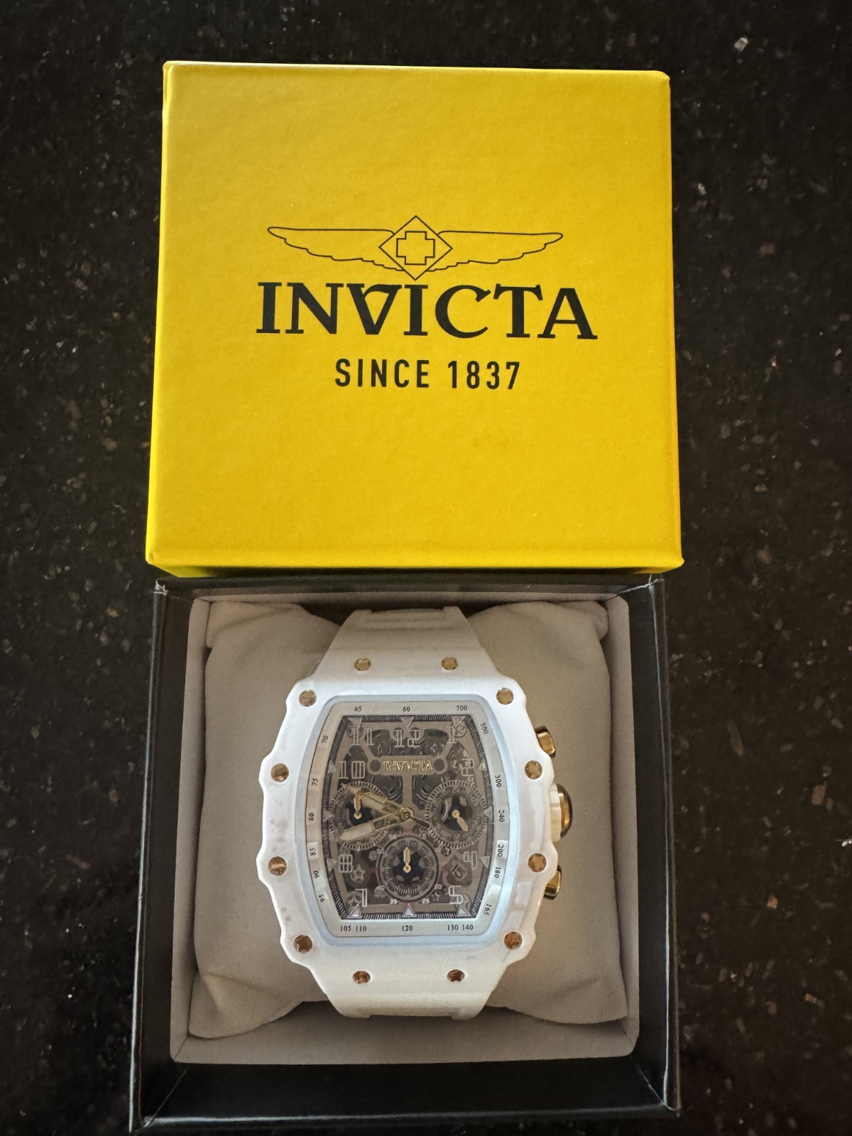 69700 Invicta Racing White Hot Nitro Gen