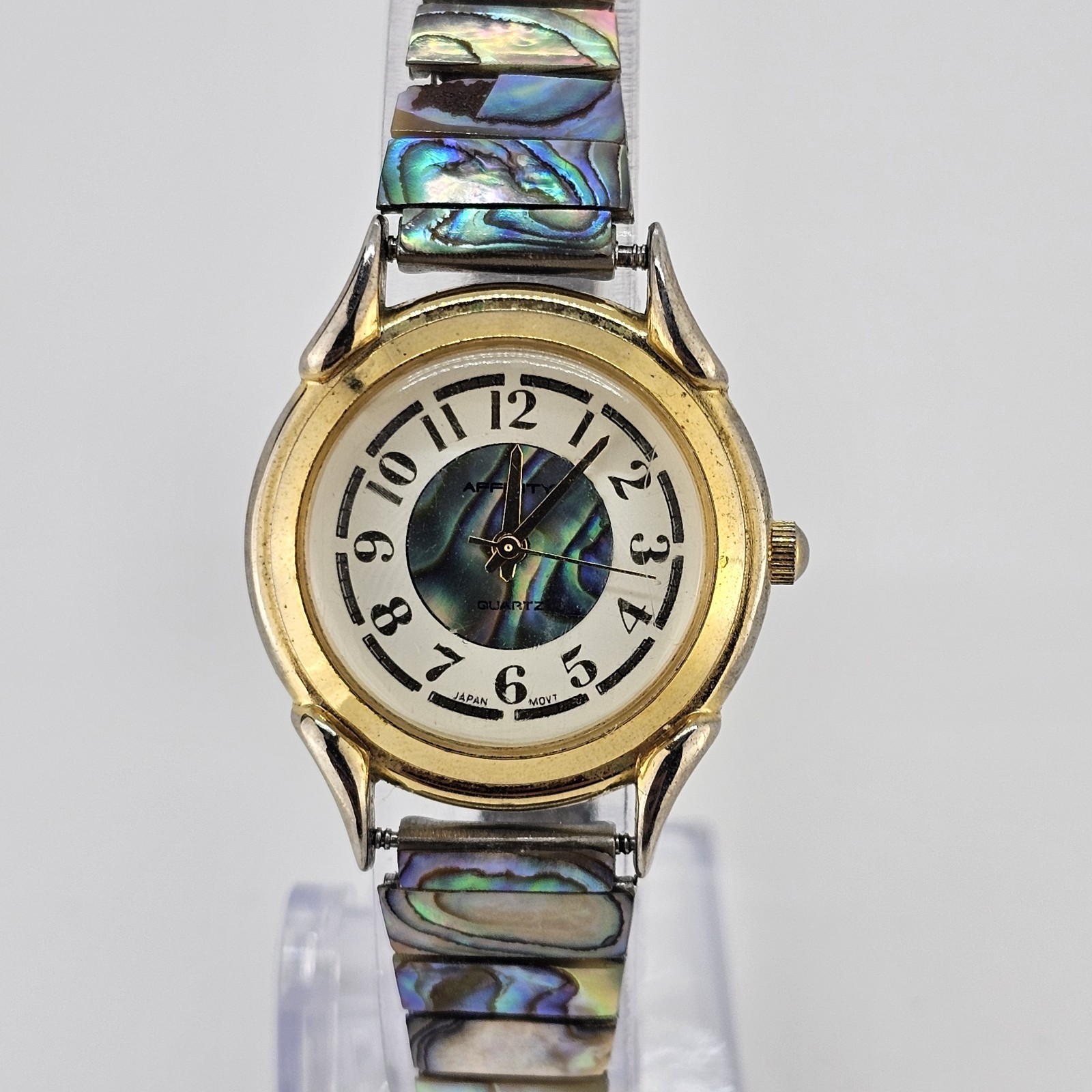 28MM Women’s Watch Multicolor Multicolor Expandable Band 6″ NEW Battery