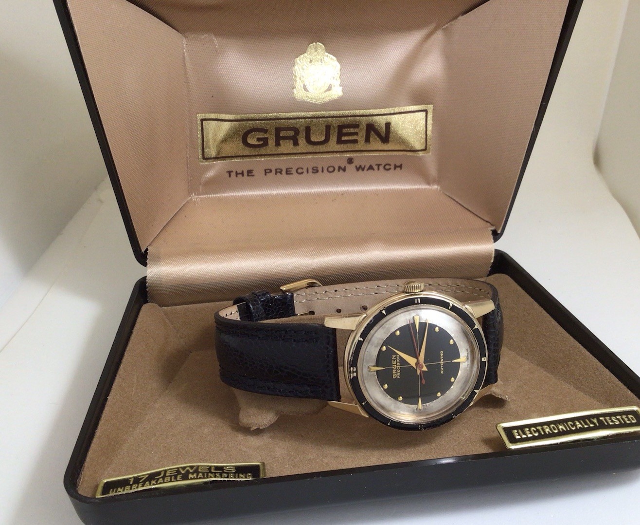 Vintage GRUEN PRECISION VERY THIN,Cal.460 SS,17J, Auto.Bumper, Ca.1940s,Working.