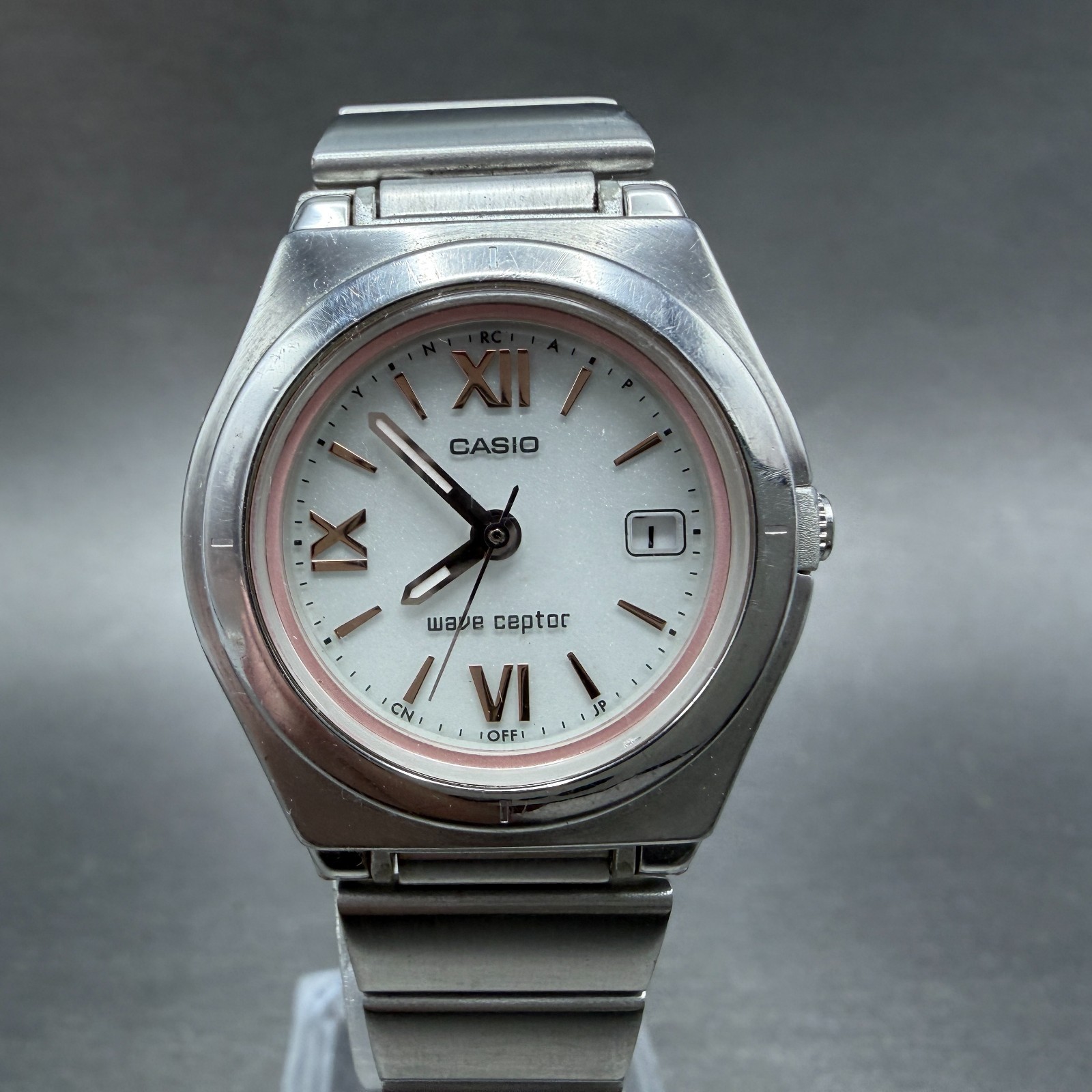 Casio Waveceptor Watch Women 28mm White Dial Silver Tone Date LWQ-10 Works Solar