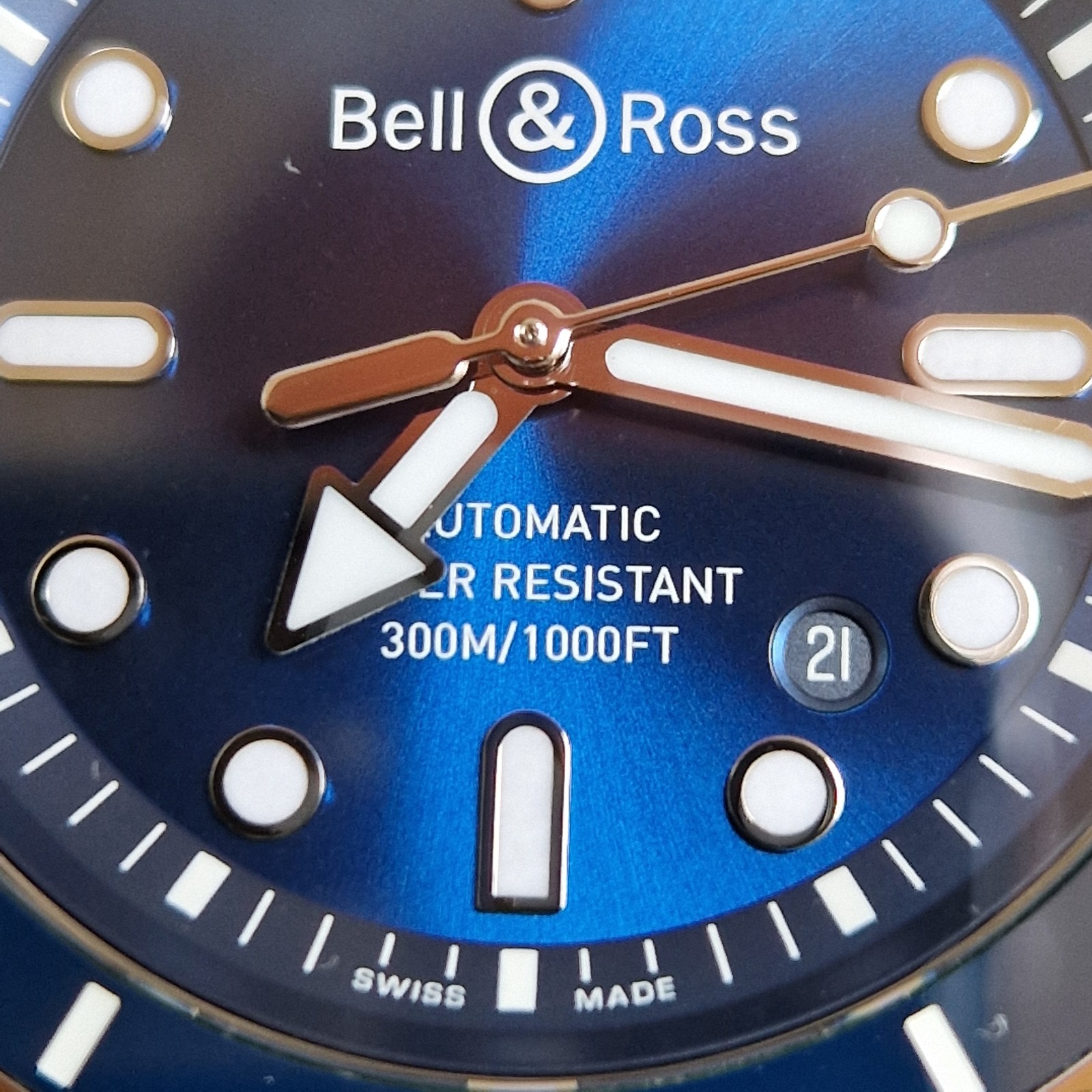 Bell & Ross BR03-92 Blue Diver Sunburst Dial Automatic fabulous Condition 2024
